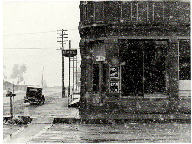 POST OFFICE, ASPEN - MARION POST WOLCOTT SMALL MATTED REPRODCUTION